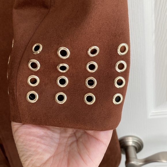 Ladies ultra suede jacket. - Picture 7 of 9